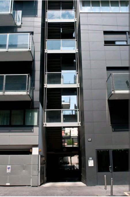 Appartamenti Vela Milano Centro Con Garage Екстериор снимка